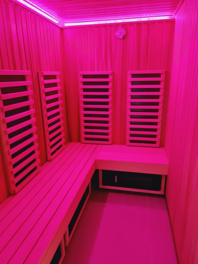 Apartament A2 Domitu Z Basenem, Sauna, Jacuzzi - 5D Apartments シクラルスカ・ポレンバ エクステリア 写真
