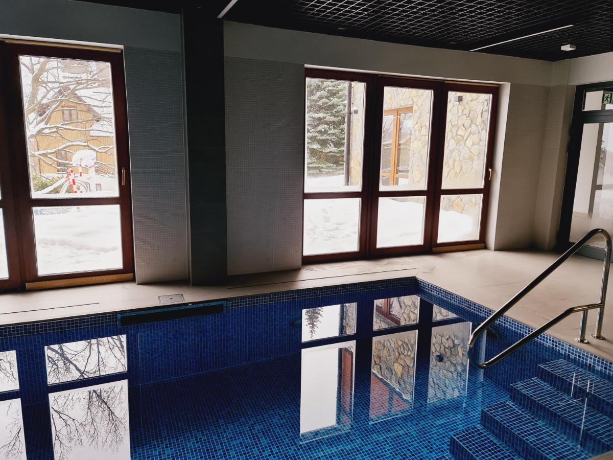 Apartament A2 Domitu Z Basenem, Sauna, Jacuzzi - 5D Apartments シクラルスカ・ポレンバ エクステリア 写真