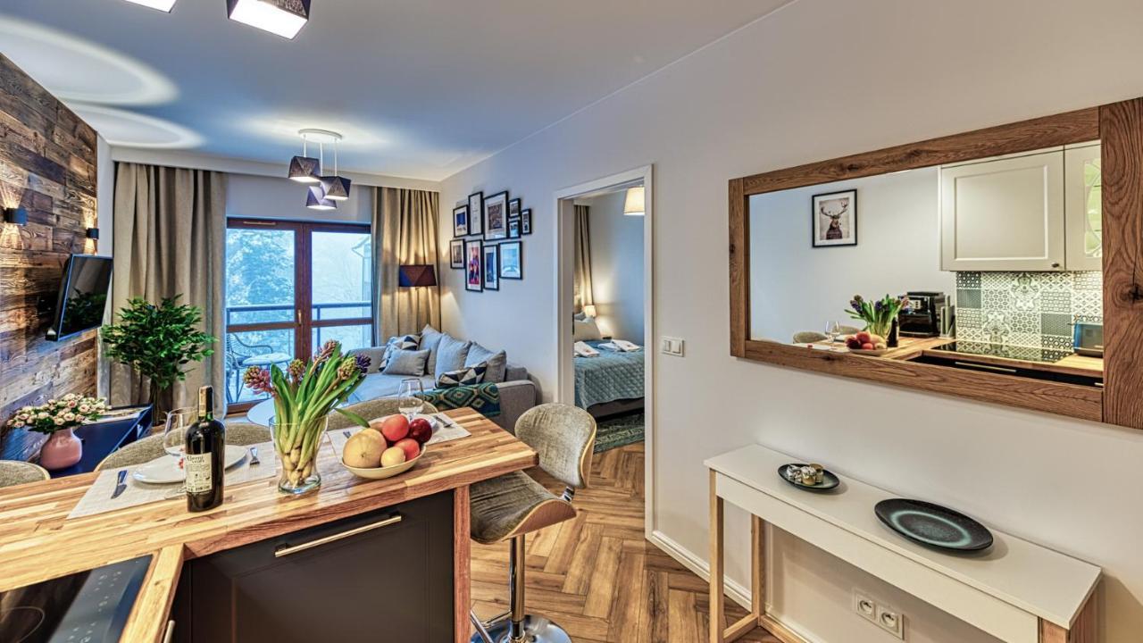 Apartament A2 Domitu Z Basenem, Sauna, Jacuzzi - 5D Apartments シクラルスカ・ポレンバ エクステリア 写真