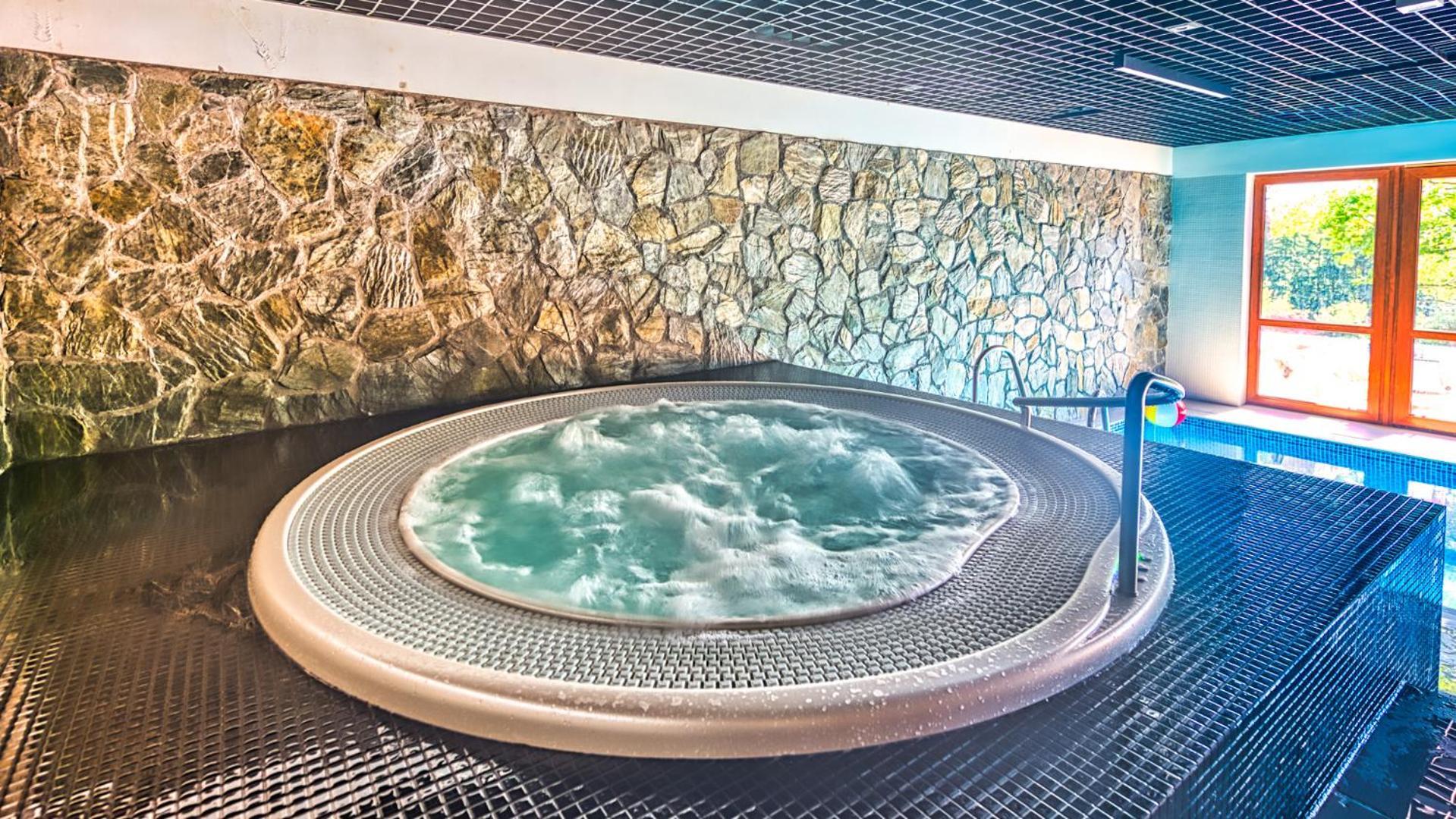 Apartament A2 Domitu Z Basenem, Sauna, Jacuzzi - 5D Apartments シクラルスカ・ポレンバ エクステリア 写真